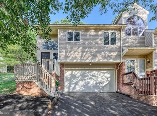 320 Greenleaf Rd, York, PA 17406