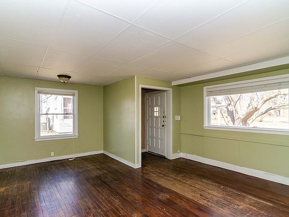 4th image of 611 W Spruce St