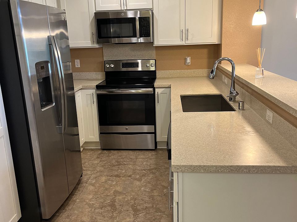 1st image of 458 Manawai St