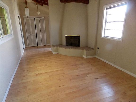 3rd image of 7830 Pecan Ct