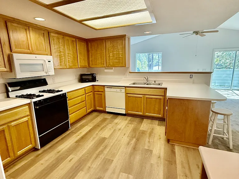 133 Argall Way #C-1-1 — Photo 9
