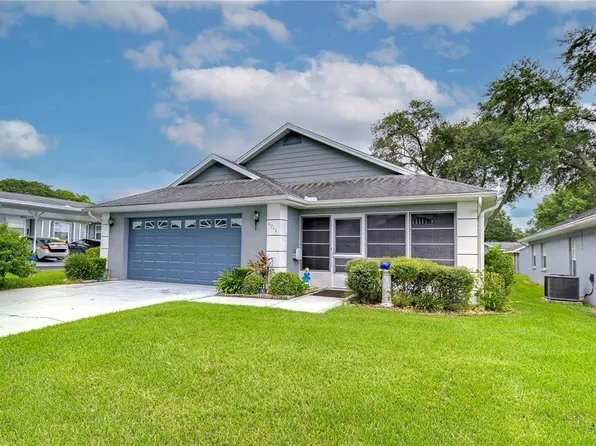 6712 Pistachio St, Zephyrhills, FL 33542