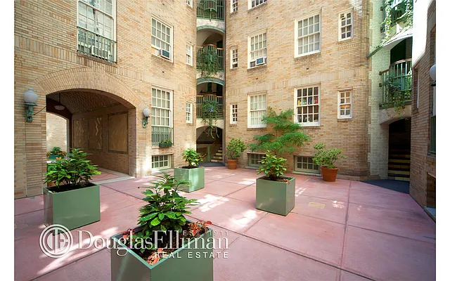 Sold by Douglas Elliman | media 28