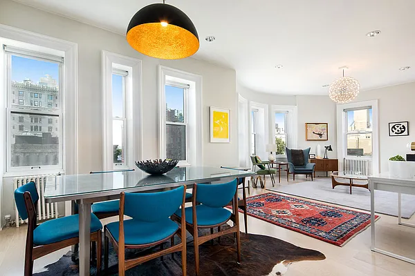 Sold by Stribling | media 16