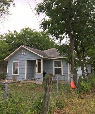 3rd image of 211 Plainview Dr