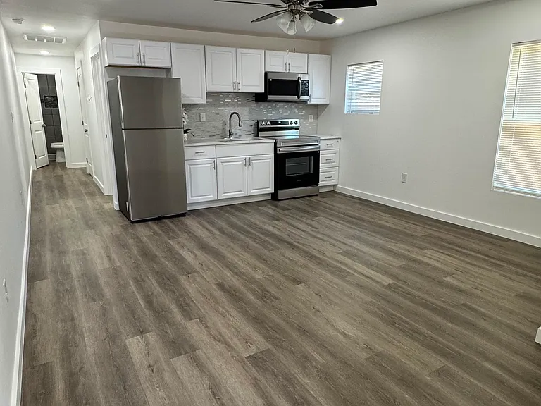 3709 College Ave #3711 — Photo 2