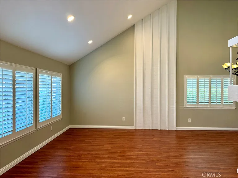 17313 Vickie Ave — Photo 6