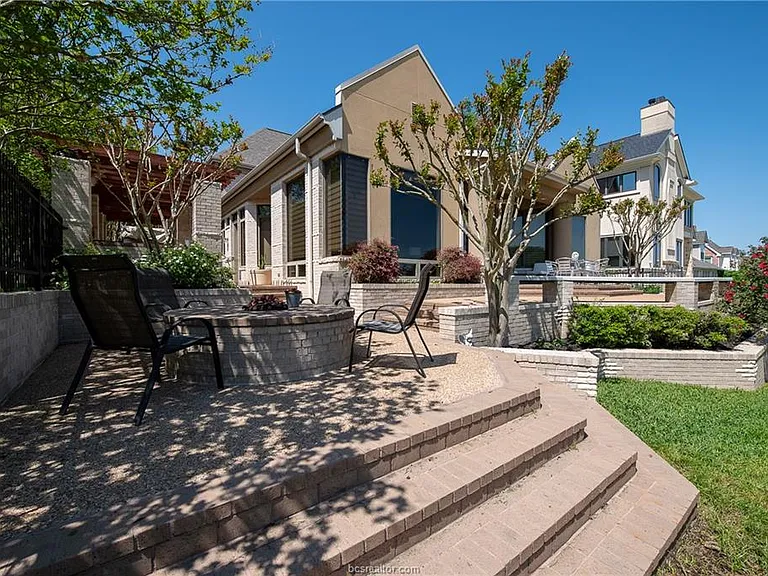 4776 Stonebriar Cir — Photo 32