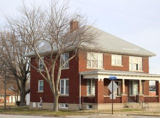 1201 Broadway, Highland, IL 62249