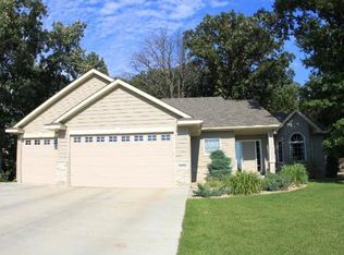 19495 Albany Cir NW, Elk River, MN 55330