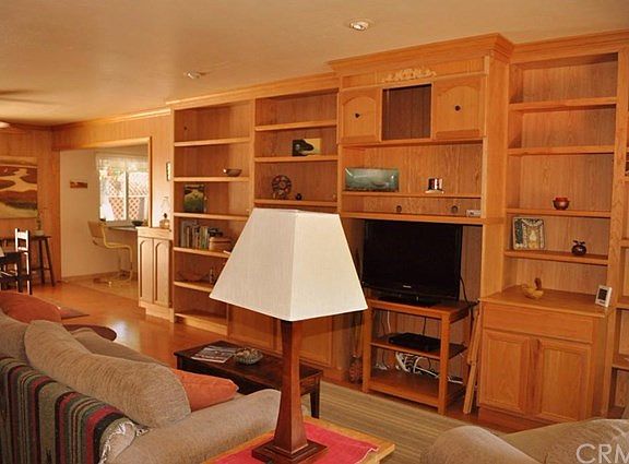 5th image of 4158 Country Club Dr