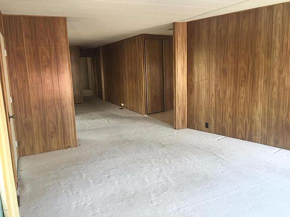 5th image of 128 Poinsettia Gardens Dr Space 128