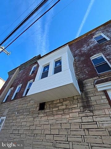 1st image of 1645 W Huntingdon St