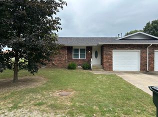 212-214 W Alice St #212, Mount Vernon, MO 65712