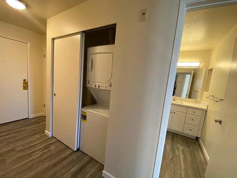 7017 35th Ave NE #204 — Photo 11