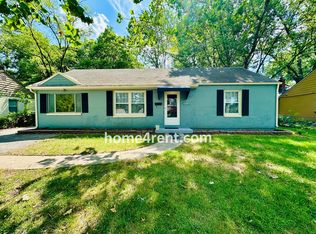 5049 Canterbury Rd, Roeland Park, KS 66205