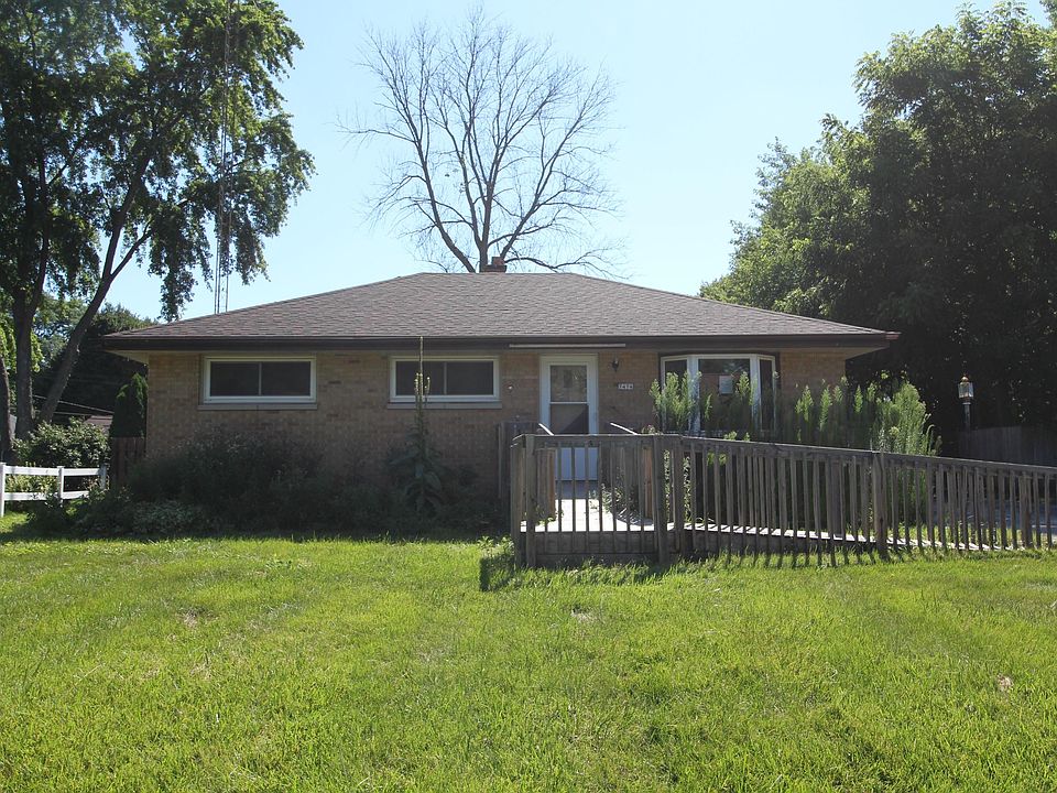 1st image of 7474 N 52nd St