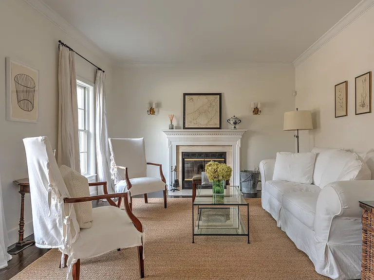 447 Wainscott Harbor Rd — Photo 4