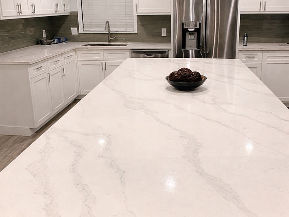 4th image of 4301 Jefferson St #1