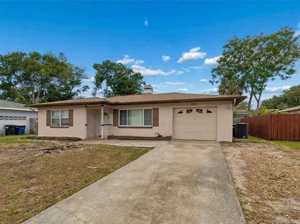 704 Brookside Dr, Clearwater, FL 33764