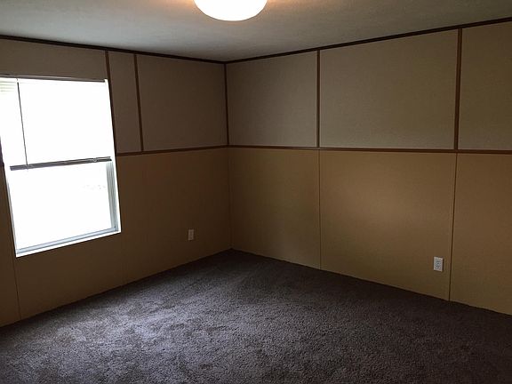 3rd image of 1800 Blue Ridge Blvd #121