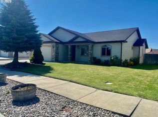1075 F St, Baker City, OR 97814