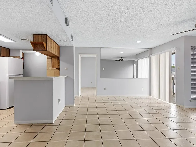 3919 Fairmont Pkwy #148 — Photo 8