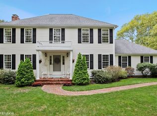 41 Cedar Oaks Dr, Plymouth, MA 02360