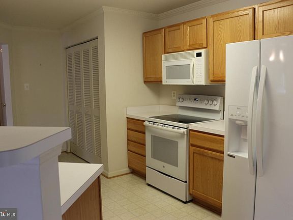 5th image of 500 Patton Cir #7H