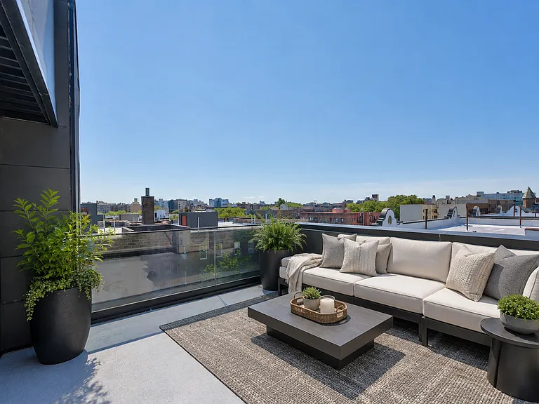 41-34 45th St #PENTHOUSE — Photo 8