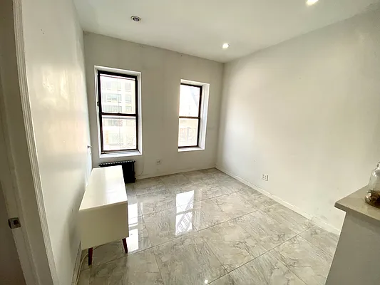 Rented by Compass | media 13