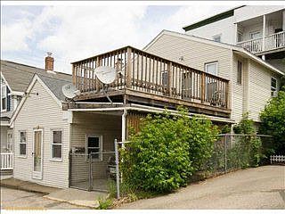 1st image of 77 Bradbury St