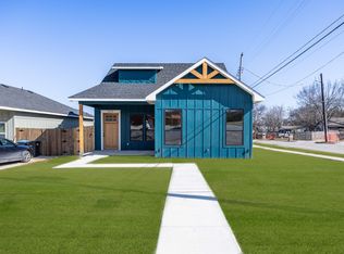 2613 Walker St, Fort Worth, TX 76105
