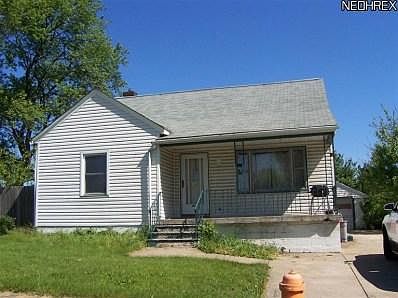 2nd image of 2118 Russell Ave