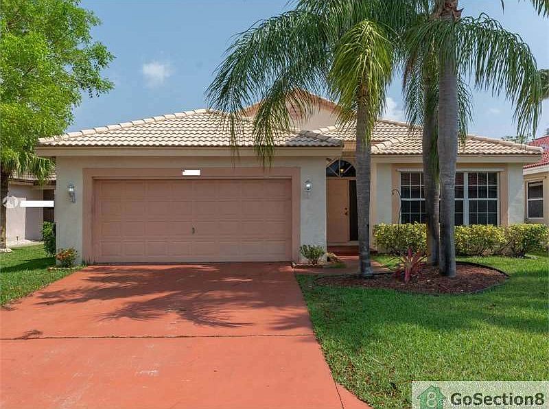 1st image of 510 SW 182nd Way