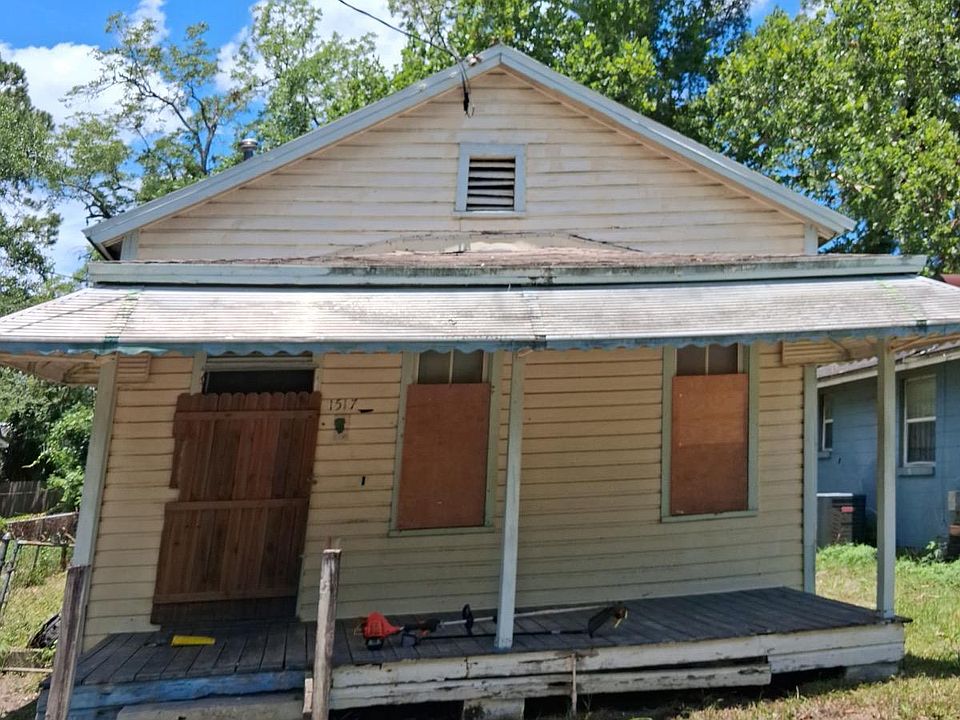1st image of 1517 W 22ND Street