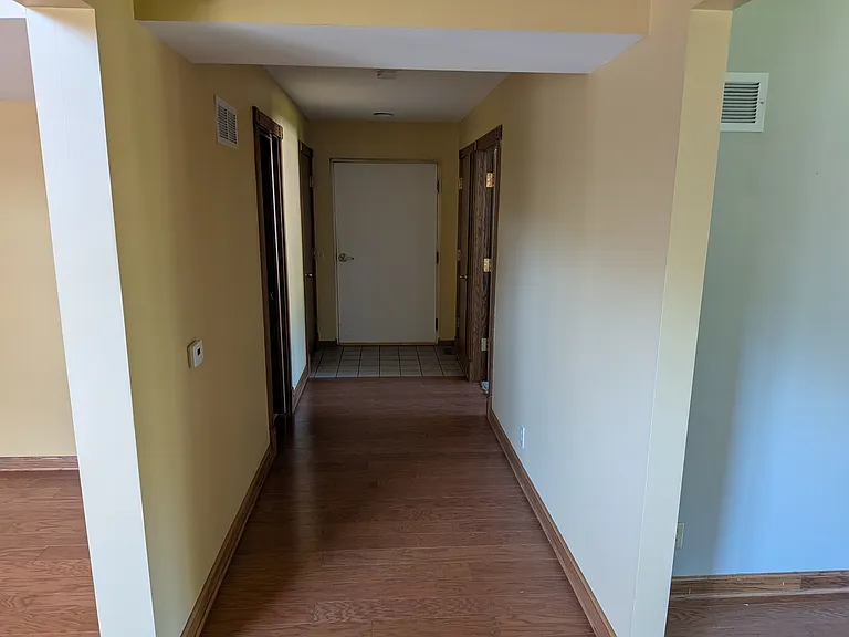 1501 Dodge St — Photo 12