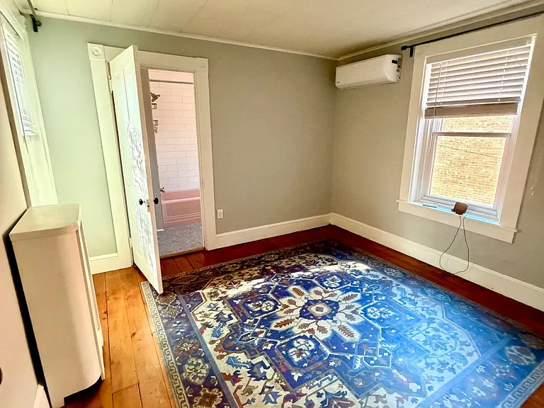 729 E Orange St — Photo 23
