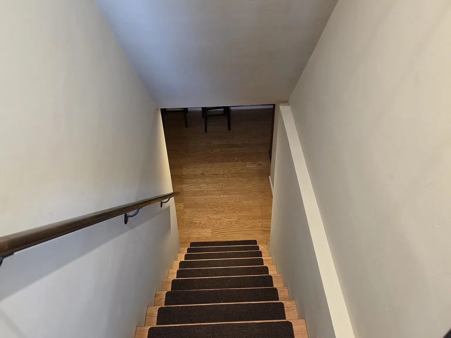3 bed, 2260 sqft, $2,000 — Photo 3