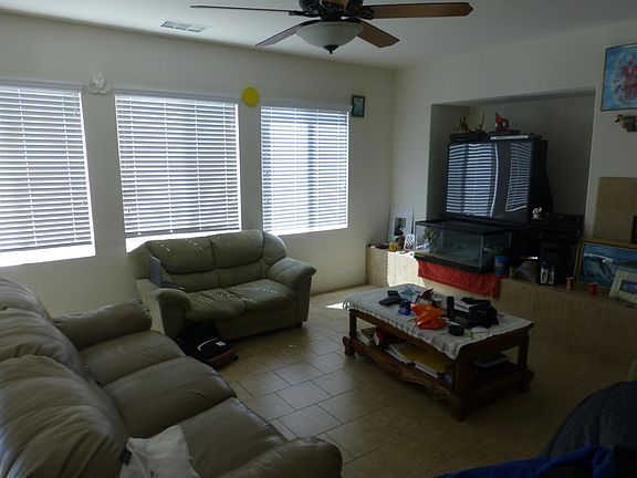 4th image of 13247 Placentia St