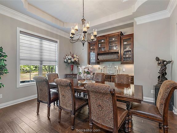 3rd image of 3648 Calusa Springs Dr