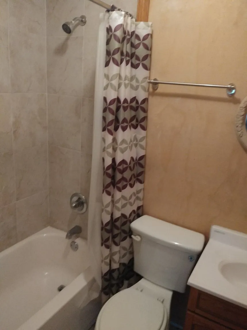 3 bed, 1450 sqft, $1,350 — Photo 3