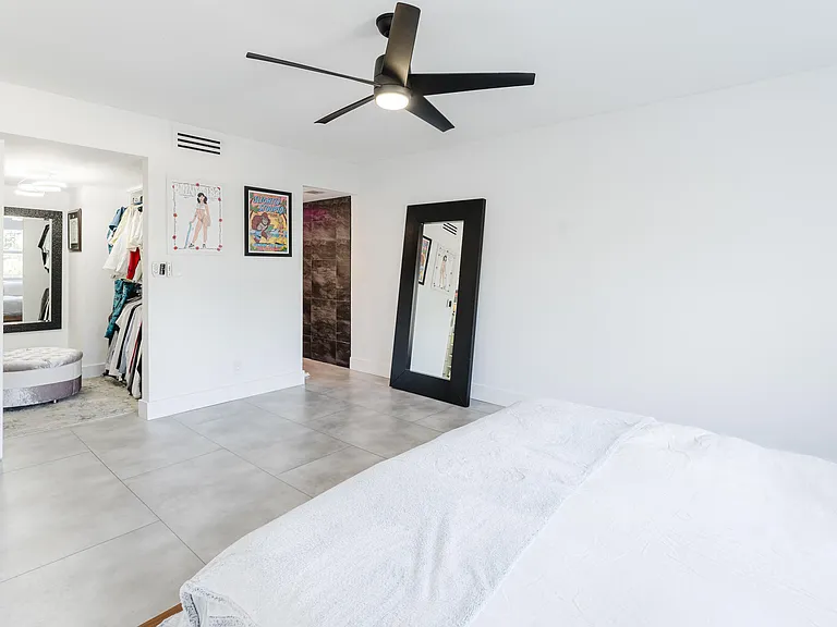 800 E Camino Real #309 — Photo 20