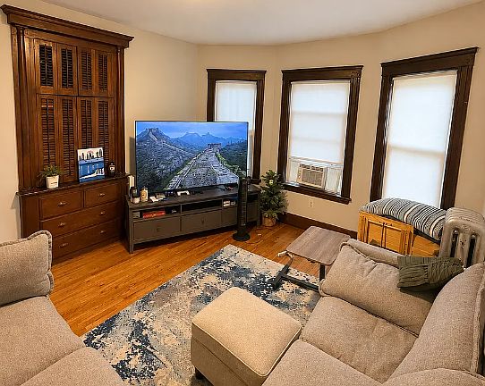 4th image of 23 Berwick Rd #21B