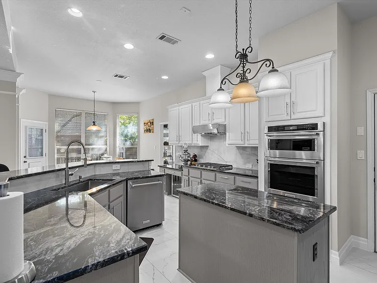 1706 Buttercup Creek Blvd — Photo 15