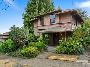 2634 Warren Ave N, Seattle, WA 98109