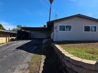 705 N Vine St, Fallbrook, CA 92028