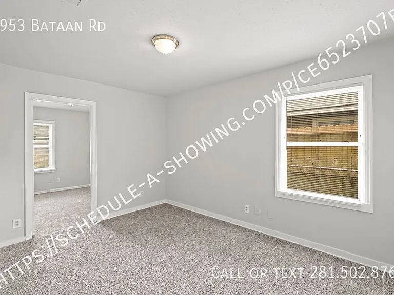 4953 Bataan Rd — Photo 10