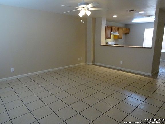 2nd image of 5202 Fountain Lk