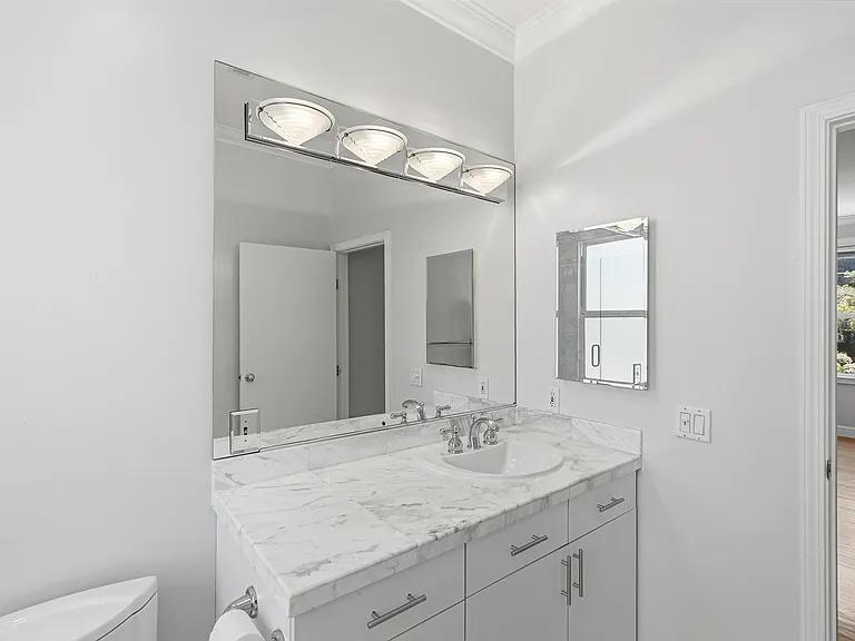 1818 Taylor St — Photo 28